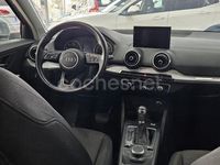 Usado Audi Q2 Advanced Plus 116 CV (85 kW) 2020 Gris / plata SUV