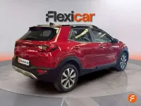 Usado Kia Stonic 101 CV (74 kW) 2022 Rojo SUV