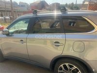 Usado Mitsubishi Outlander P-HEV Motion 203 CV (149 kW) 2015 Gris / plata SUV
