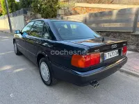 Usado Audi 100 174 CV (127 kW) 1993 Azul Berlina