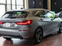 Usado BMW 120 Sport Line 190 CV (139 kW) 2022 Gris / plata Berlina