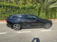 Usado Volvo V60 Kinetic 150 CV (110 kW) 2019 Negro Familiar
