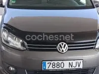 Usado VW Touran Advance 140 CV (102 kW) 2014 Gris / plata Monovolumen