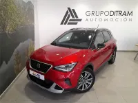 Usado Seat Arona Xperience 110 CV (80 kW) 2023 Rojo SUV
