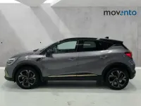 Usado Renault Captur Engineered 145 CV (106 kW) 2023 Gris / plata SUV