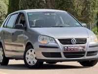 Usado VW Polo Trendline 64 CV (47 kW) 2006 Gris Utilitario