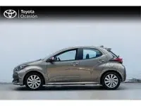 Usado Toyota Yaris Active 116 CV (85 kW) 2024 Bronce Utilitario