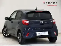 Usado Hyundai i10 64 CV (47 kW) 2025 Gris Utilitario