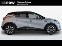 Begagnad Renault Captur Techno 140 HK (102 kW) 2022 SUV