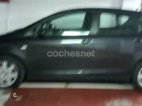 Usado Seat Altea Stylance 105 CV (77 kW) 2006 Negro Monovolumen