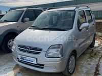 Usado Opel Agila Enjoy 75 CV (55 kW) 2003 Gris / plata Utilitario