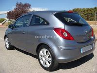 Usado Opel Corsa 90 CV (66 kW) 2007 Gris / plata Utilitario