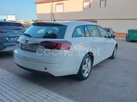 Usado Opel Insignia Selective 130 CV (95 kW) 2014 Blanco Berlina