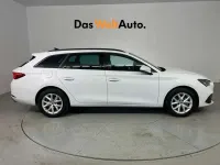 Usado Seat Leon ST Style 116 CV (85 kW) 2025 Blanco Familiar
