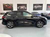 Usado Ford Kuga ST-Line 180 HP (132 kW) 2025 Preto SUV