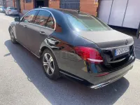 Usado Mercedes E200 150 CV (110 kW) 2017 Negro Berlina