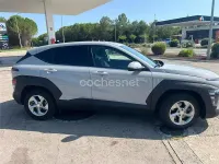 Usado Hyundai Kona 129 CV (94 kW) 2023 Gris / plata SUV