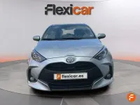 Gebraucht Toyota Yaris Hybrid Active 116 PS (85 kW) 2024 Grau Limousine