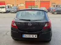 Usado Opel Corsa Selective 85 CV (62 kW) 2012 Negro Utilitario
