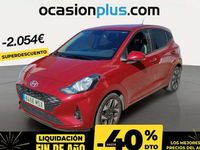 Usado Hyundai i10 64 CV (47 kW) 2024 Rojo Utilitario