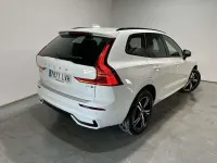 Usado Volvo XC60 Plus 197 CV (144 kW) 2021 Blanco SUV