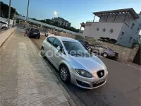 Usado Seat Leon Reference 105 CV (77 kW) 2010 Gris / plata Utilitario
