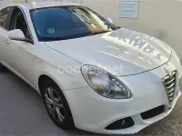 Usado Alfa Romeo Giulietta Distinctive 105 CV (77 kW) 2011 Blanco Utilitario