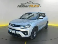 Usado SsangYong Tivoli 128 CV (94 kW) 2021 Gris / plata SUV