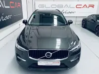 Usado Volvo XC60 Core 197 CV (144 kW) 2022 Gris SUV