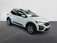 Usado Dacia Sandero Comfort 91 CV (66 kW) 2022 Blanco Utilitario