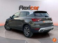 Usado Seat Arona Style 110 CV (80 kW) 2023 Gris SUV