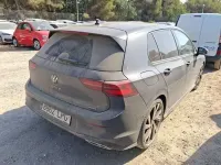 Usado VW Golf VII R-line 150 CV (110 kW) 2021 Gris Utilitario
