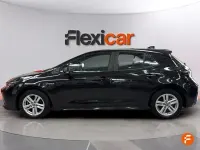 Begagnad Toyota Corolla Active 122 HK (89 kW) 2022 Svart
