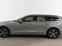 Usado Volvo V60 Core 197 CV (144 kW) 2025 Gris / plata Familiar