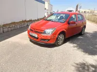Usado Opel Astra Cosmo 100 CV (73 kW) 2006 Rojo Berlina