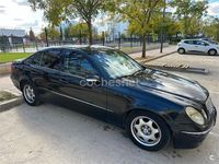 Usado Mercedes E220 Elegance 150 CV (110 kW) 2004 Negro Berlina