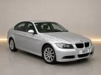 Usado BMW 318 Comfort Edition 143 CV (105 kW) 2008 Gris / plata Berlina