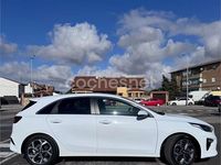 Usado Kia Ceed 120 CV (88 kW) 2019 Blanco Utilitario