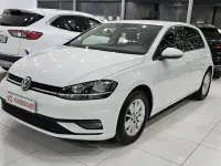 Usado VW Golf VII 110 CV (80 kW) 2019 Blanco Utilitario