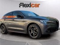 Usado Alfa Romeo Stelvio Veloce 212 CV (155 kW) 2022 Gris SUV