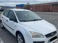 Usado Ford Focus Trend 115 CV (84 kW) 2007 Blanco Berlina
