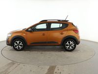 Usado Dacia Sandero Expression 91 CV (66 kW) 2023 Naranja Berlina