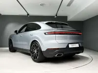 Usado Porsche Cayenne 470 CV (345 kW) 2024 Plateado SUV