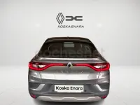 Usado Renault Arkana Intens 140 CV (102 kW) 2021 Gris / plata SUV