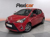 Usado Toyota Yaris Active 69 CV (50 kW) 2018 Rojo Berlina