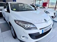 Usado Renault Mégane Dynamique 110 CV (80 kW) 2011 Blanco Berlina