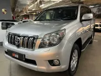 Usado Toyota Land Cruiser 190 CV (139 kW) 2012 Gris / plata SUV