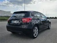 Käytetty Mercedes A200 Urban 136 HP (100 kW) 2014 Musta Sedan