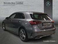 Usado Mercedes A180 116 CV (85 kW) 2024 Gris montaña Utilitario