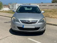 Usado Opel Astra Selective 115 CV (84 kW) 2011 Gris / plata Berlina